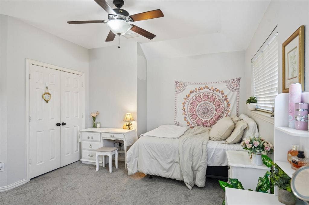 Upstairs Bedroom 3 w/ Jack and Jill Bathroom