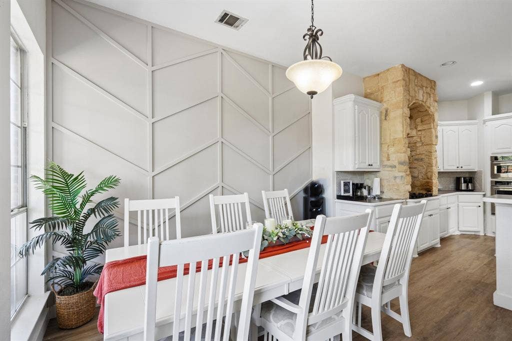 4405 Meadowcove Drive, Rowlett, TX 75088