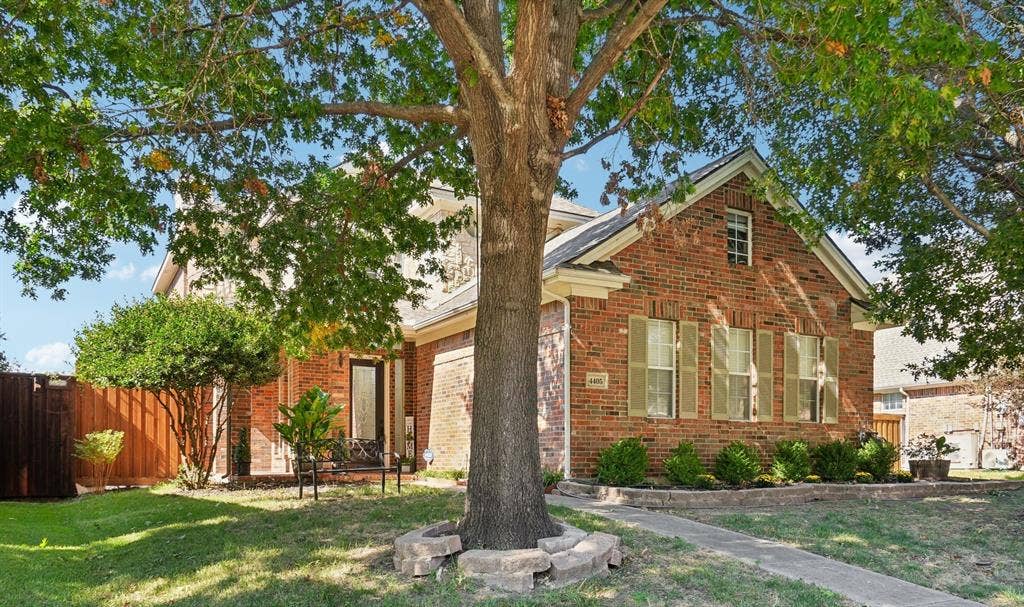 4405 Meadowcove Drive, Rowlett, TX 75088