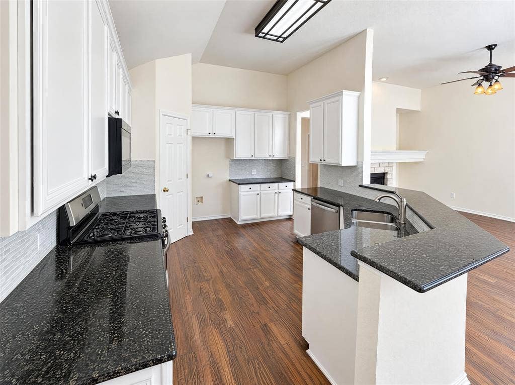 9911 Max Lane, Frisco, TX 75035