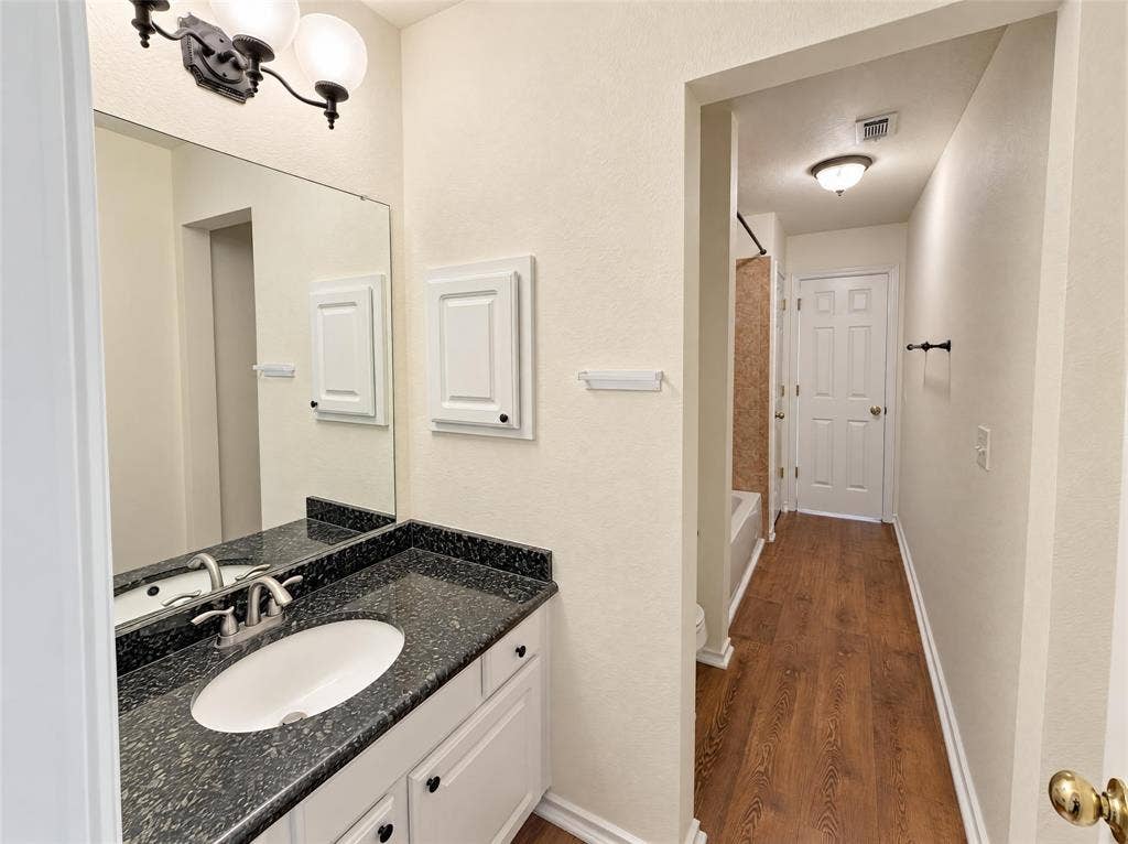 9911 Max Lane, Frisco, TX 75035