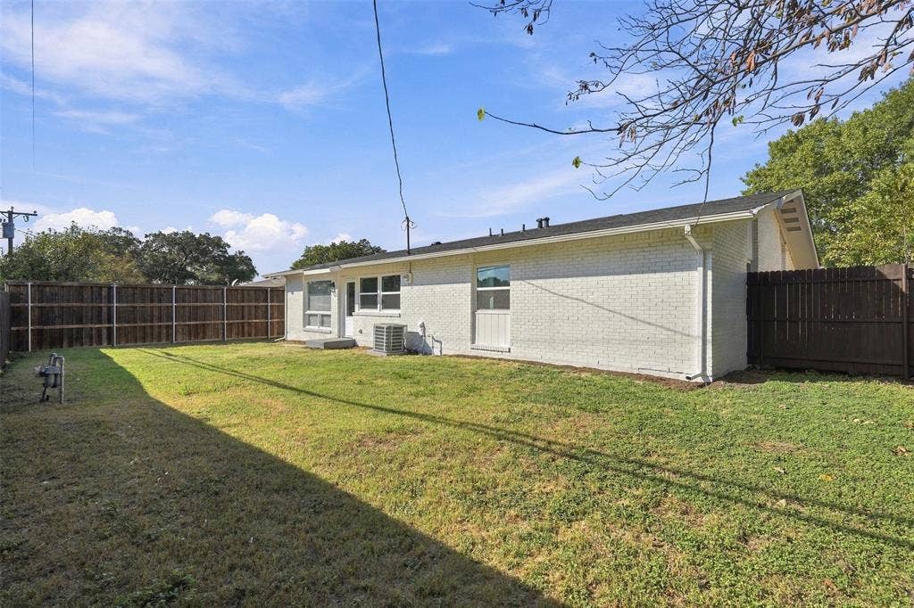3560 High Bluff Drive, Dallas, TX 75234