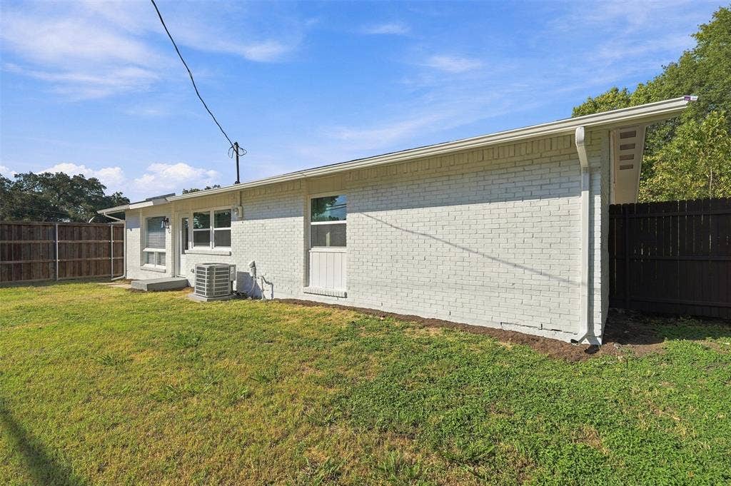 3560 High Bluff Drive, Dallas, TX 75234