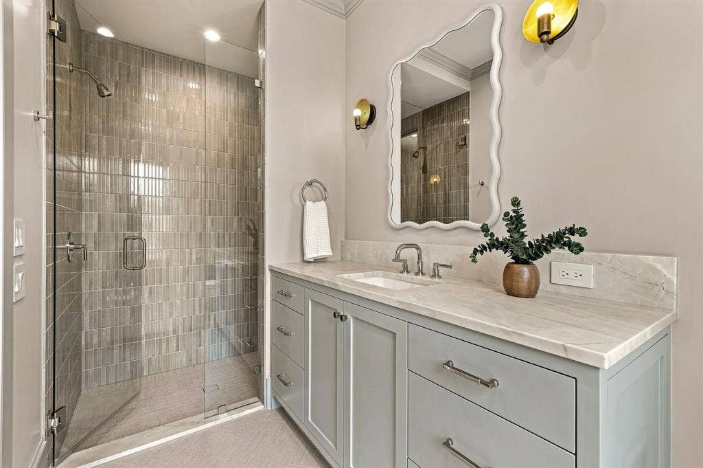 6526 Woodland Drive, Dallas, TX 75225 6526 Woodland Drive, Dallas, TX 75225