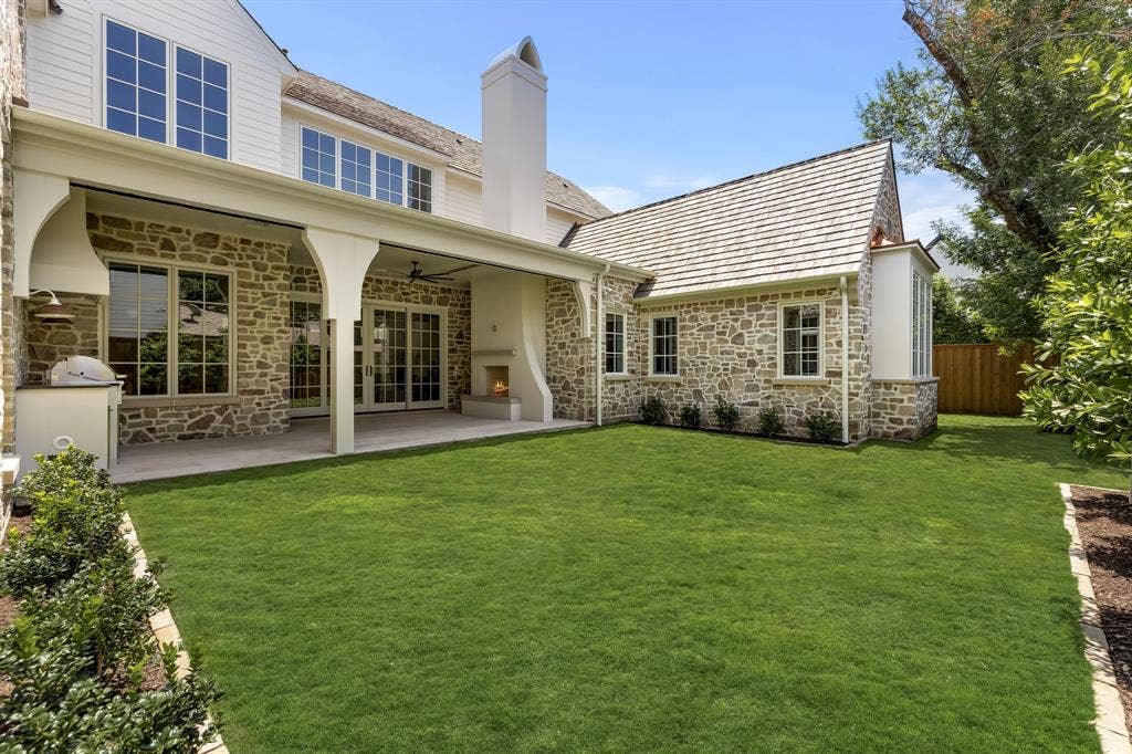 6526 Woodland Drive, Dallas, TX 75225 6526 Woodland Drive, Dallas, TX 75225