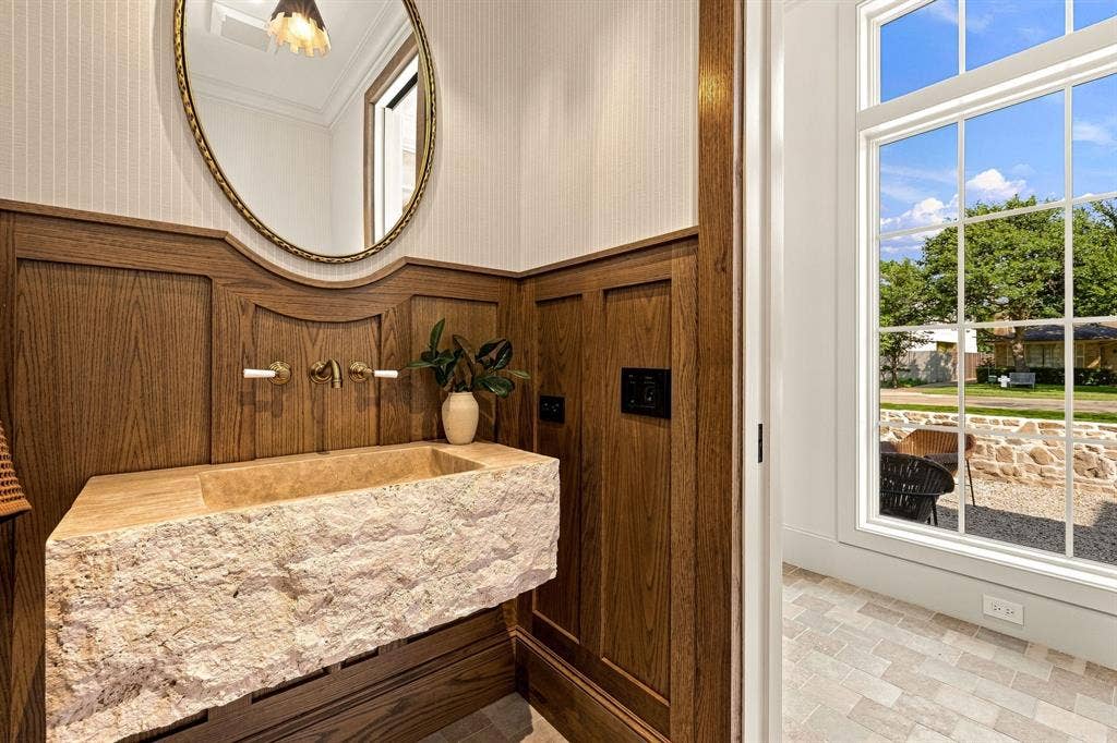 6526 Woodland Drive, Dallas, TX 75225 6526 Woodland Drive, Dallas, TX 75225