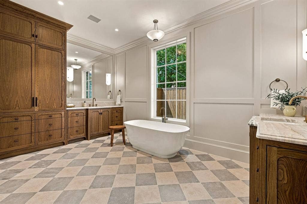 6526 Woodland Drive, Dallas, TX 75225 6526 Woodland Drive, Dallas, TX 75225