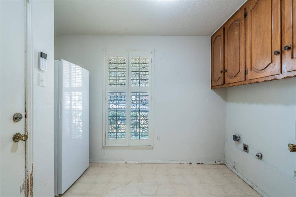 7008 Leameadow Drive, Dallas, TX 75248 7008 Leameadow Drive, Dallas, TX 75248