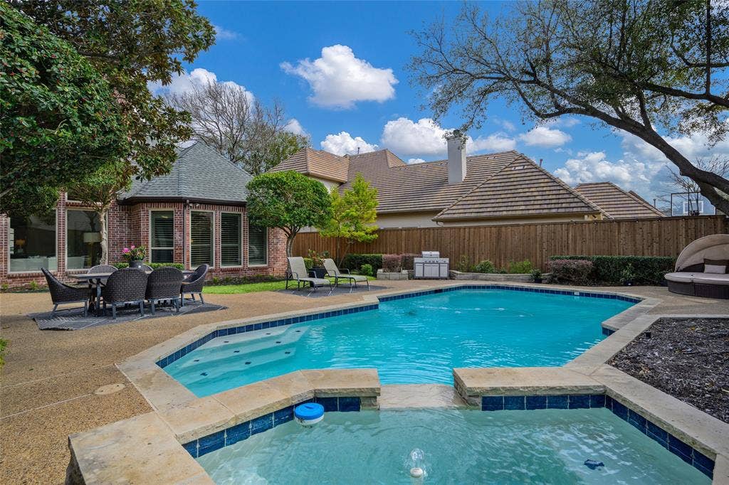 5624 Gillum Drive, Plano, TX 75093