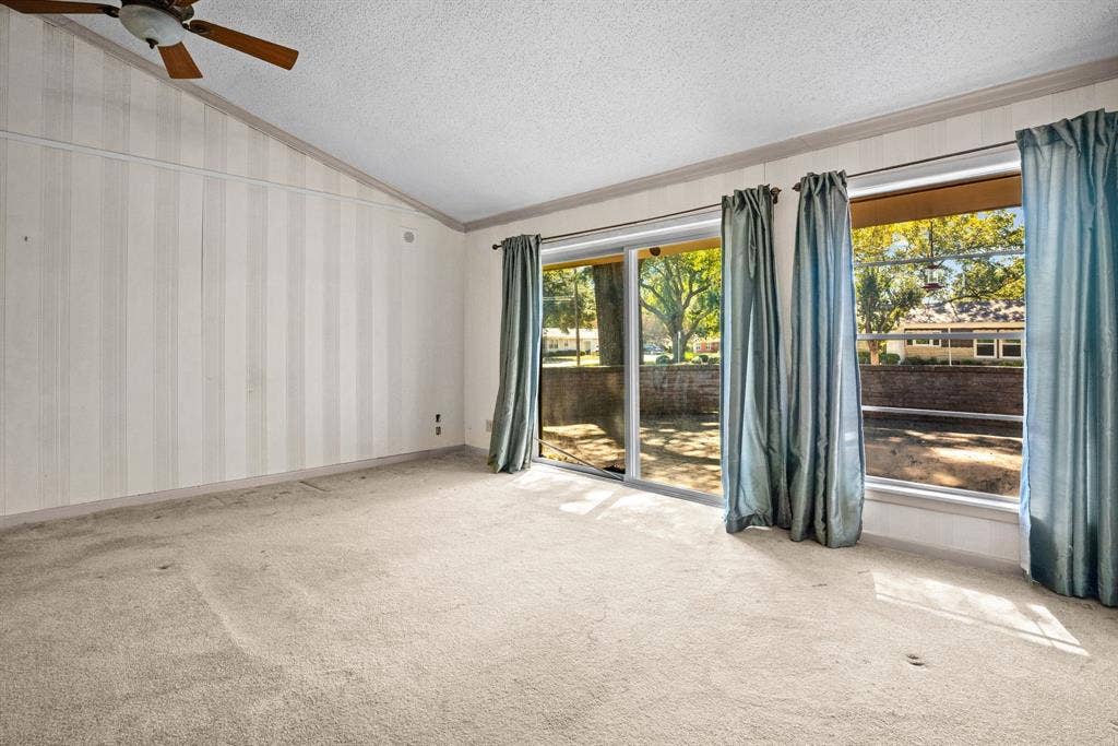 1400 Aldridge Street, Commerce, TX 75428