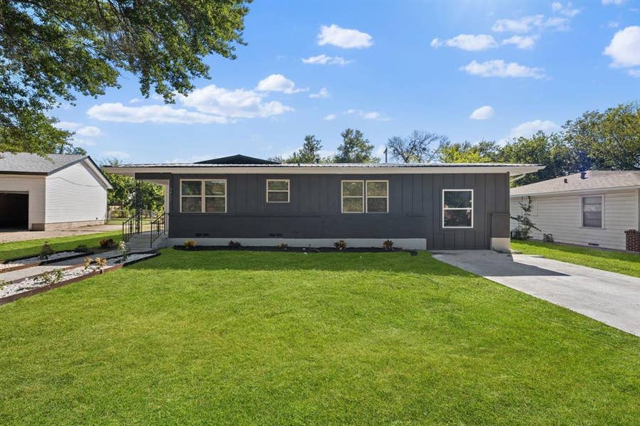 Property photo for 3411 Briscoe Street, Greenville, TX