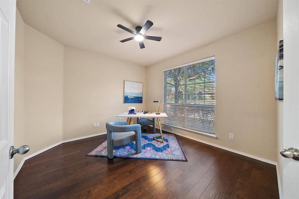 904 Amherst Drive, DeSoto, TX 75115 904 Amherst Drive, DeSoto, TX 75115