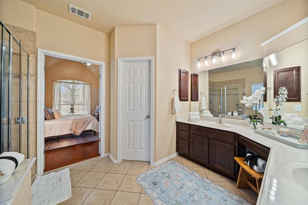 904 Amherst Drive, DeSoto, TX 75115 904 Amherst Drive, DeSoto, TX 75115