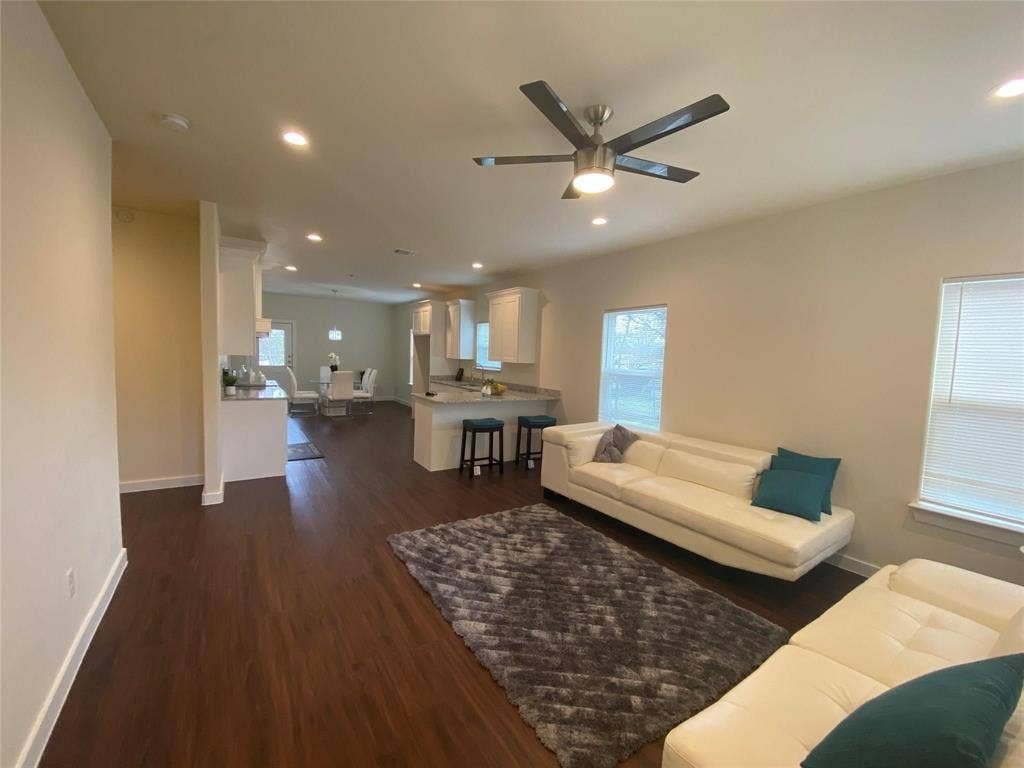 1821 Wellington Street, Greenville, TX 75401 1821 Wellington Street, Greenville, TX 75401