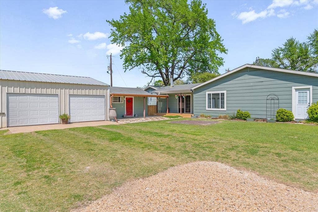 7142 S Fm 148, Kaufman, TX 75142 7142 S Fm 148, Kaufman, TX 75142
