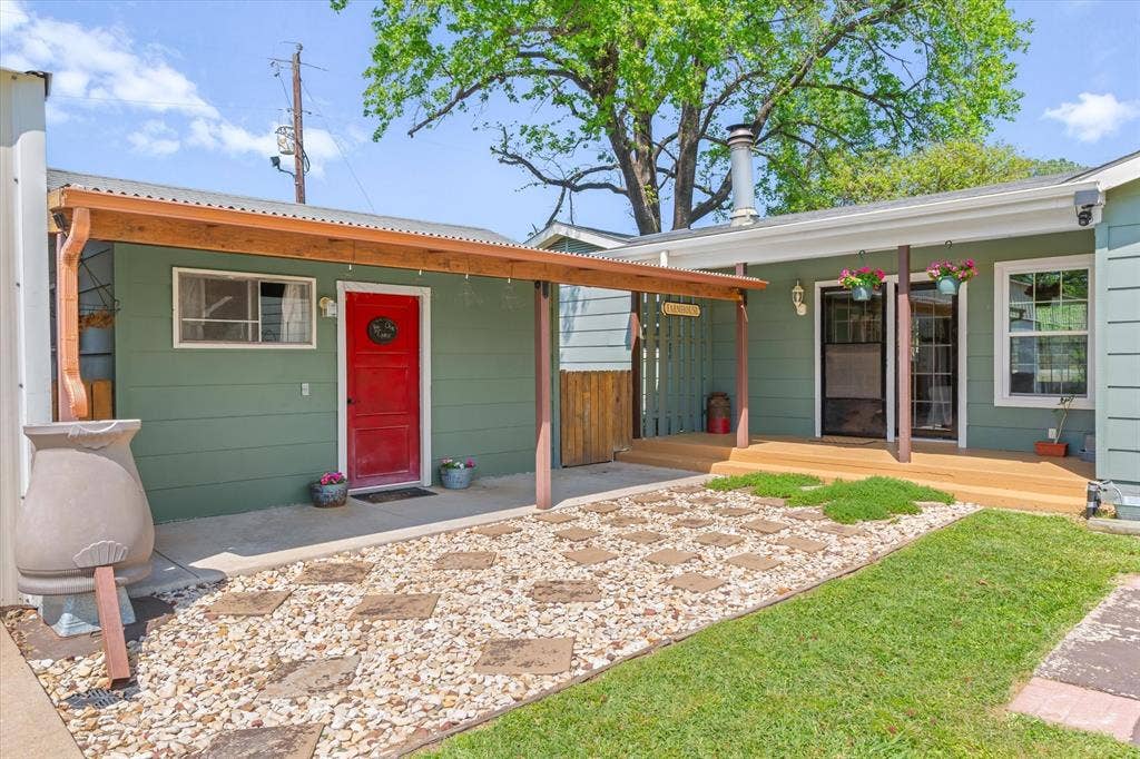 7142 S Fm 148, Kaufman, TX 75142 7142 S Fm 148, Kaufman, TX 75142