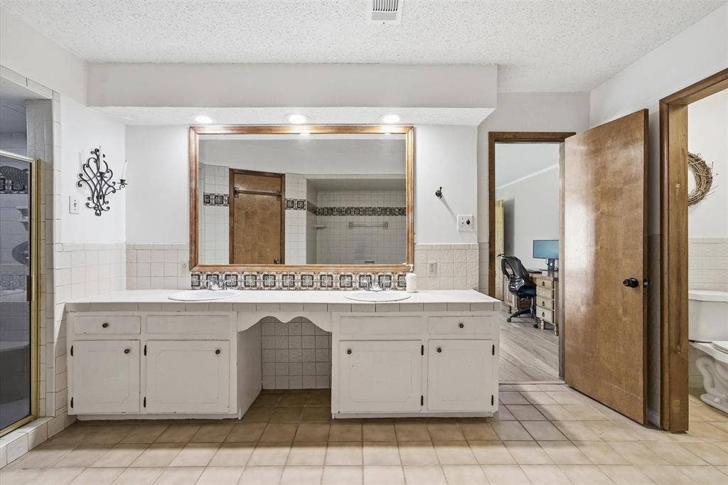 7142 S Fm 148, Kaufman, TX 75142 7142 S Fm 148, Kaufman, TX 75142
