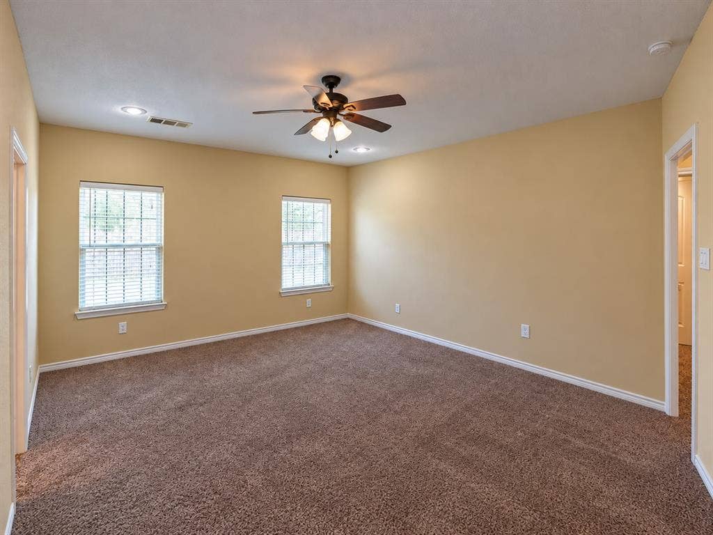 2701 Easter Avenue, Dallas, TX 75216 2701 Easter Avenue, Dallas, TX 75216