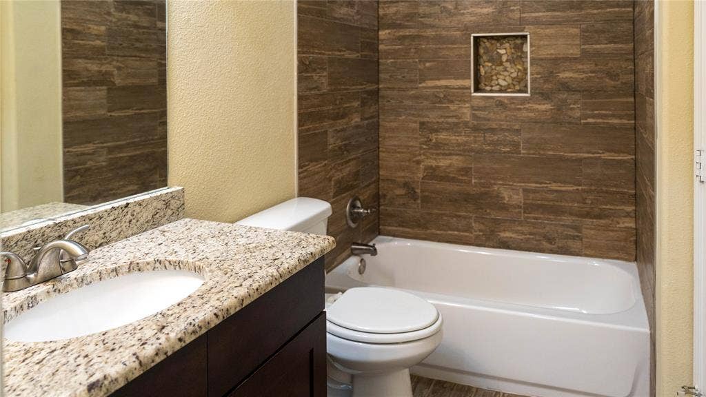 2701 Easter Avenue, Dallas, TX 75216 2701 Easter Avenue, Dallas, TX 75216