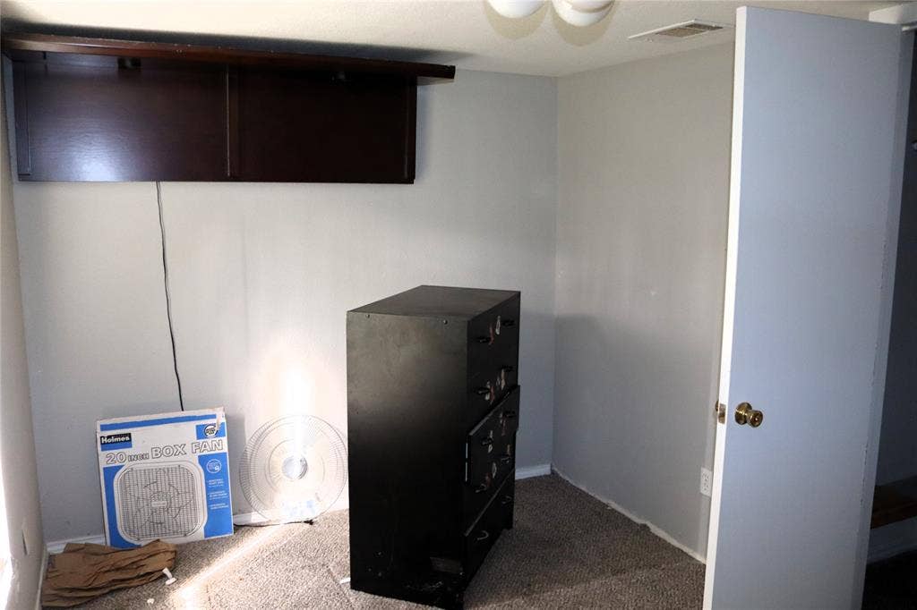 2492 Oakwood Drive, Wills Point, TX 75169 2492 Oakwood Drive, Wills Point, TX 75169