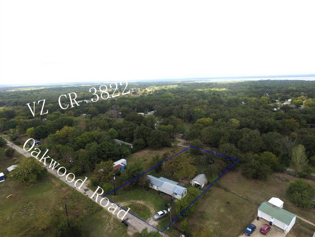 2492 Oakwood Drive, Wills Point, TX 75169 2492 Oakwood Drive, Wills Point, TX 75169