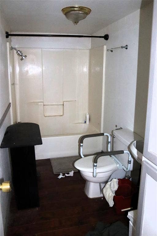 2492 Oakwood Drive, Wills Point, TX 75169 2492 Oakwood Drive, Wills Point, TX 75169