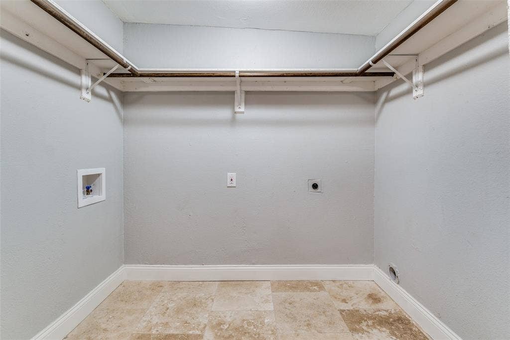 1239 Cedar Haven Avenue, Dallas, TX 75216