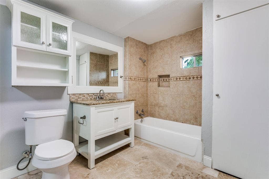 1239 Cedar Haven Avenue, Dallas, TX 75216