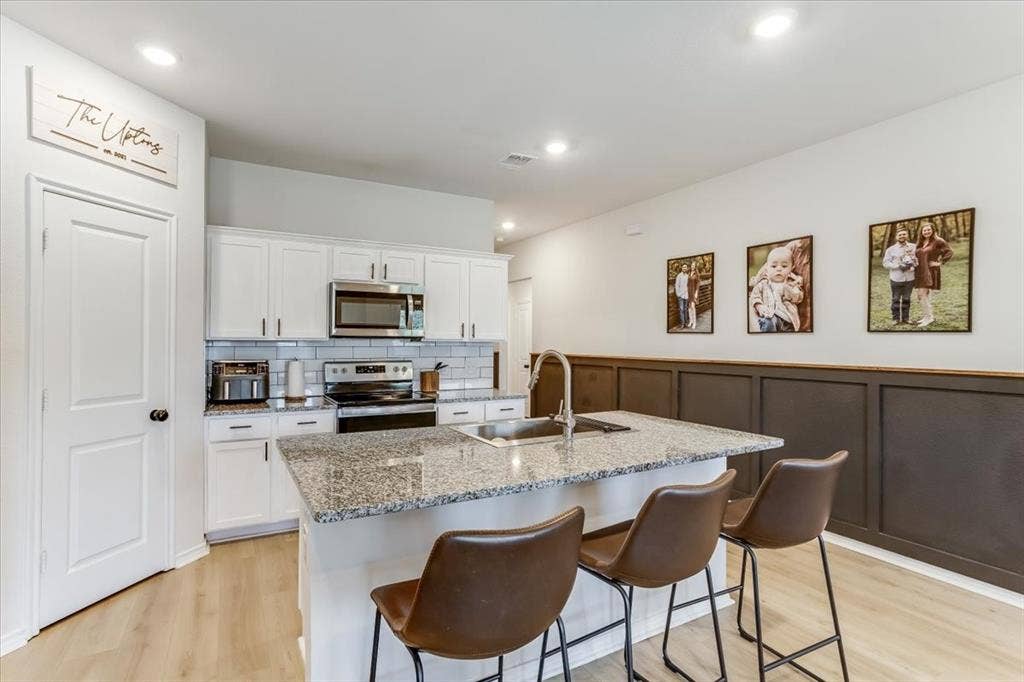 121 Stovall Lane, Caddo Mills, TX 75135