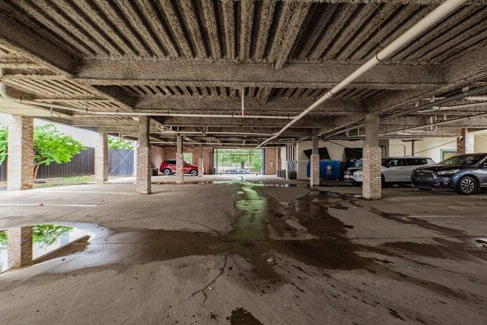 3221 Elihu Street, #404, Dallas, TX 75210 3221 Elihu Street, #404, Dallas, TX 75210