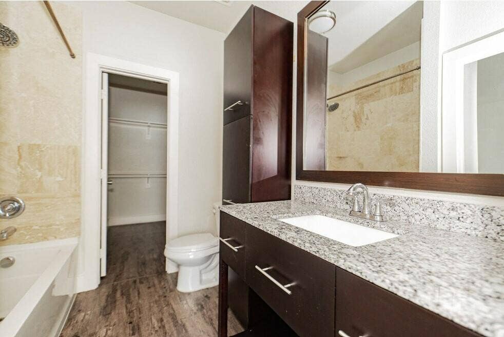 3221 Elihu Street, #404, Dallas, TX 75210 3221 Elihu Street, #404, Dallas, TX 75210