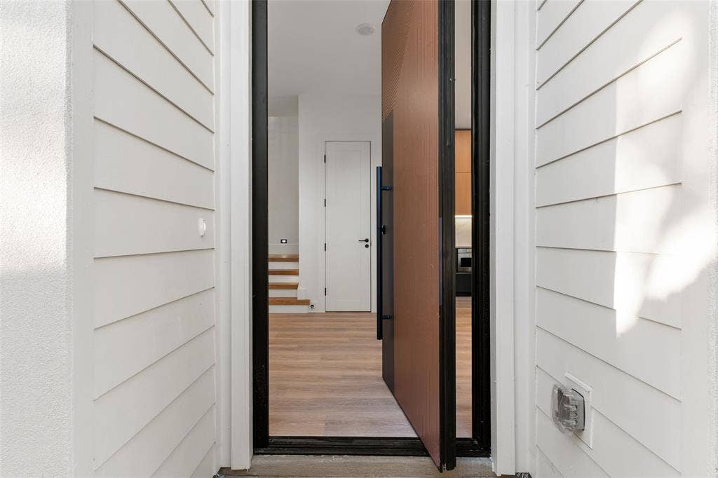 6720 & 6722 Mabel Avenue, Dallas, TX 75209