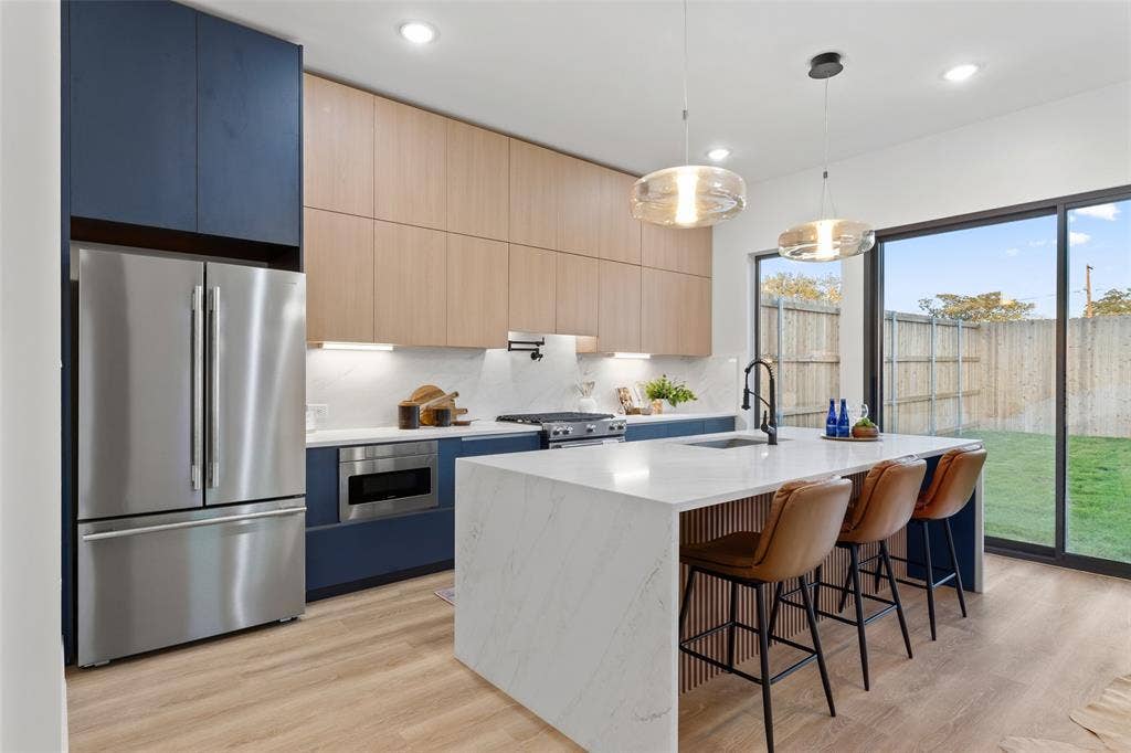 6720 & 6722 Mabel Avenue, Dallas, TX 75209