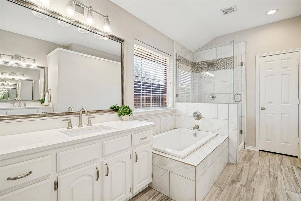439 Lakehurst Drive, Murphy, TX 75094 439 Lakehurst Drive, Murphy, TX 75094
