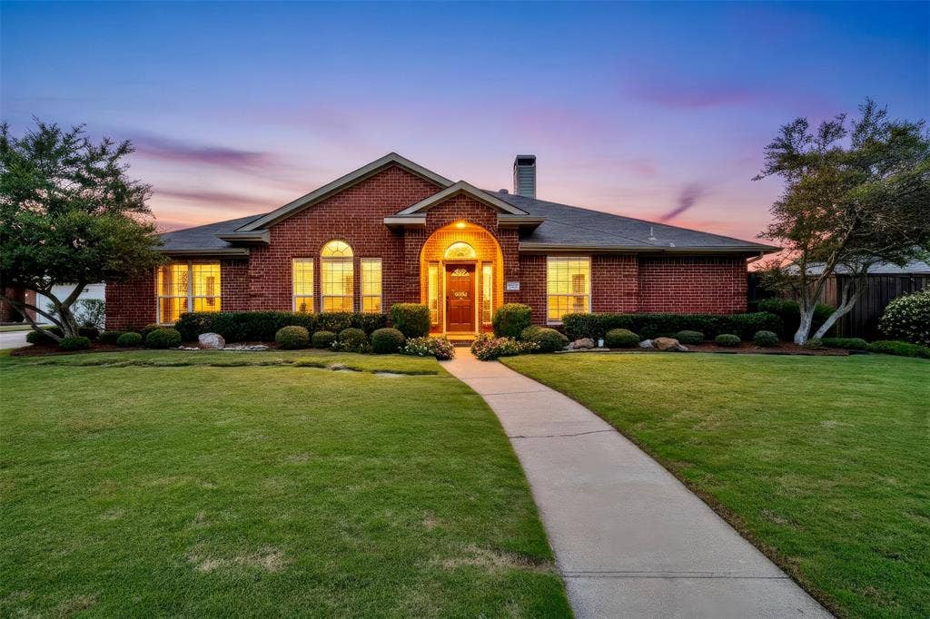 439 Lakehurst Drive, Murphy, TX 75094 439 Lakehurst Drive, Murphy, TX 75094