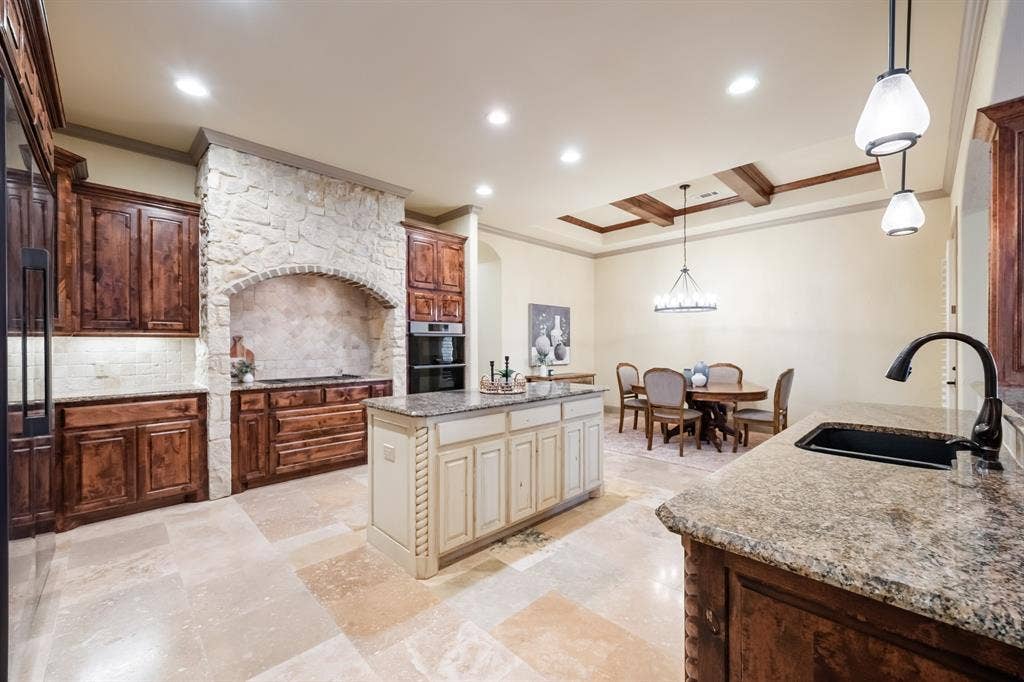 755 Windsong Lane, Rockwall, TX 75032