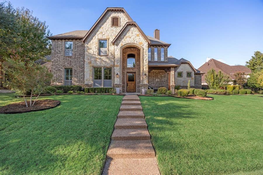 Property photo for 755 Windsong Lane, Rockwall, TX