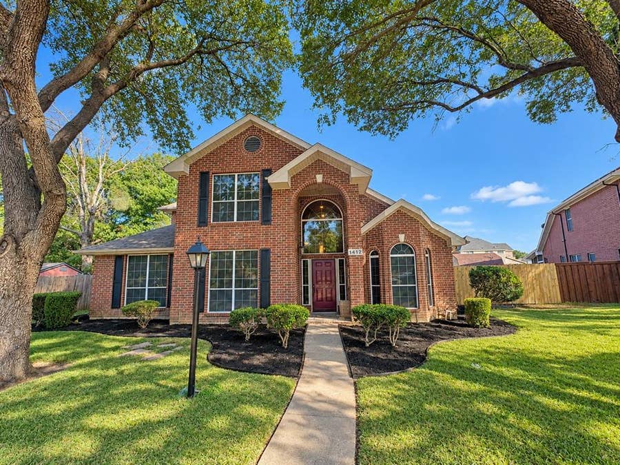 Property photo for 1412 Kaylor Drive, DeSoto, TX