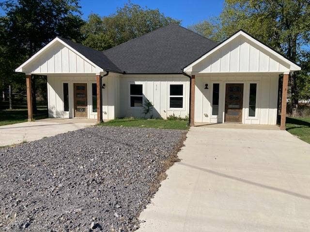 Property photo for 516 S 4th Street, #A, Bonham, TX