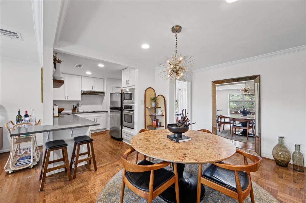 6127 Bandera Avenue, #D, Dallas, TX 75225 6127 Bandera Avenue, #D, Dallas, TX 75225