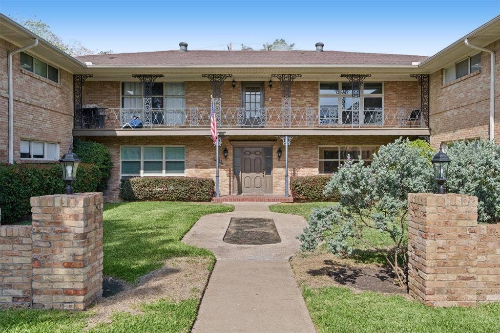 6127 Bandera Avenue, #D, Dallas, TX 75225 6127 Bandera Avenue, #D, Dallas, TX 75225