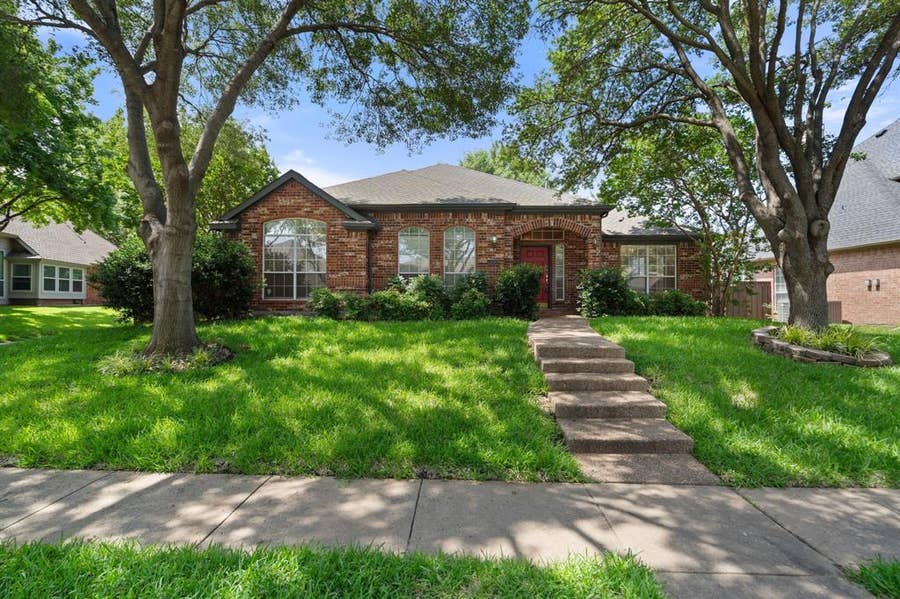 Property photo for 4664 Wales Drive, Plano, TX