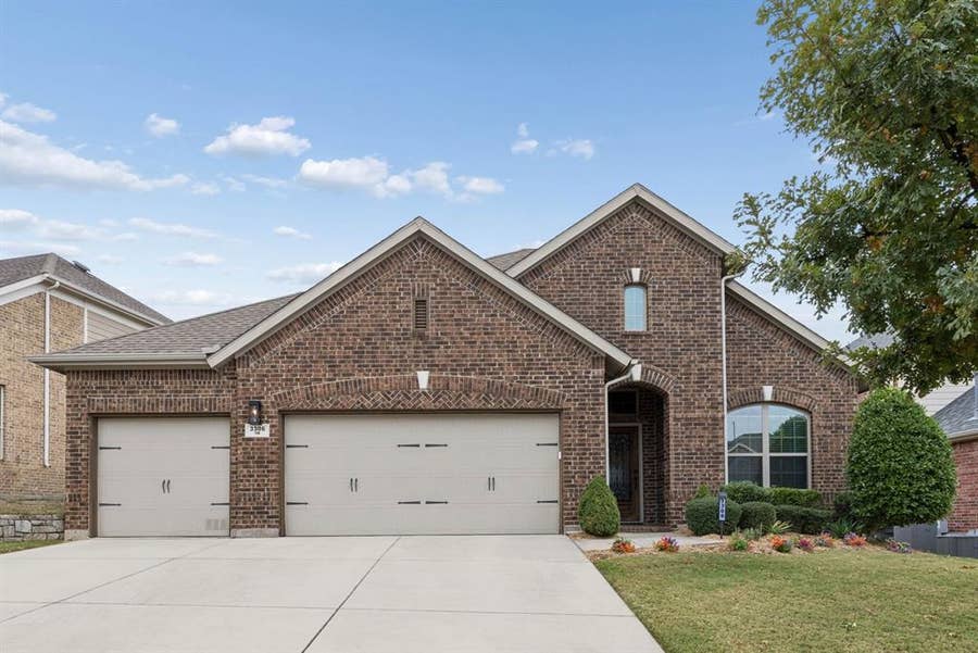 Property photo for 3306 Sweet Gum Lane, Sachse, TX