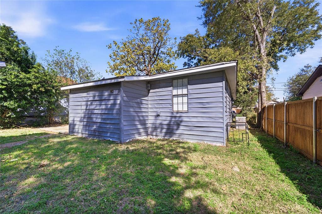 4127 Opal Avenue, Dallas, TX 75216 4127 Opal Avenue, Dallas, TX 75216