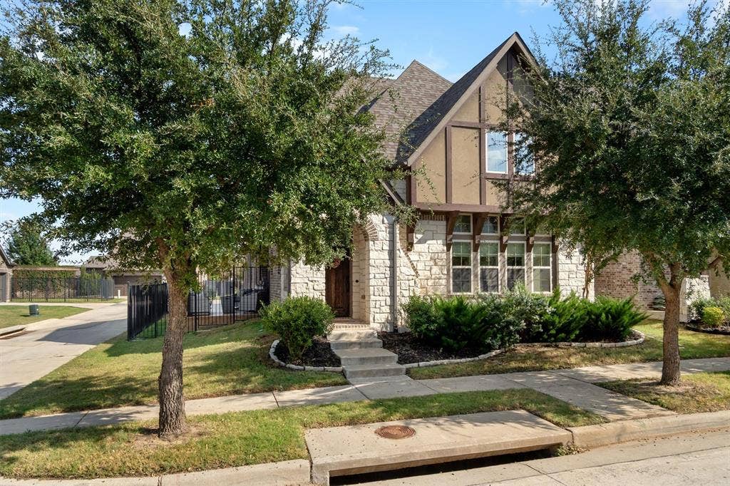 6805 Royal View Drive, McKinney, TX 75070 6805 Royal View Drive, McKinney, TX 75070