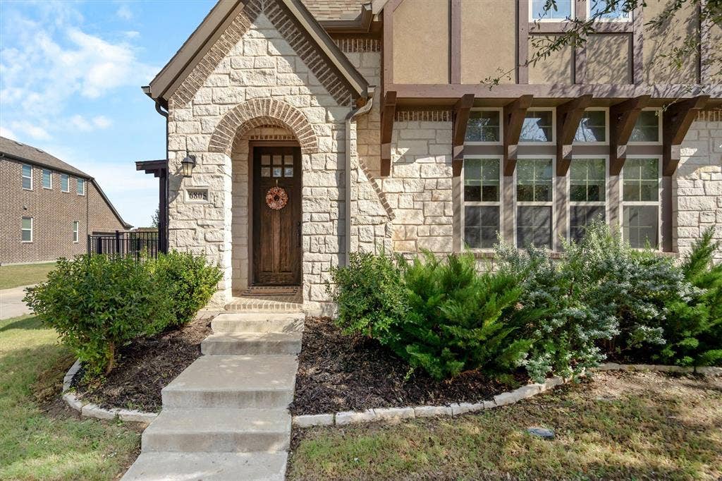 6805 Royal View Drive, McKinney, TX 75070 6805 Royal View Drive, McKinney, TX 75070
