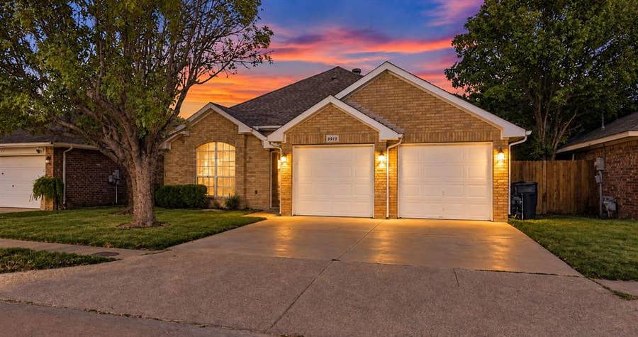 Property photo for 8319 Winecup Ridge, Dallas, TX