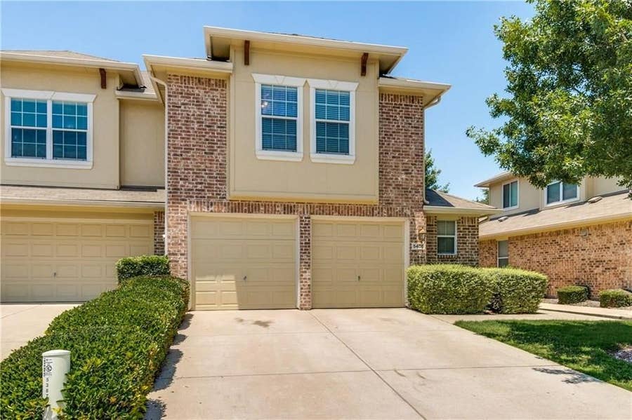 Property photo for 5405 Crimson Oaks Drive, Frisco, TX