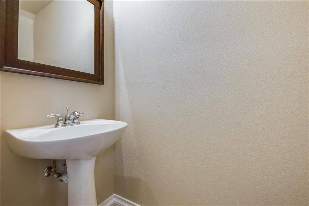 5405 Crimson Oaks Drive, Frisco, TX 75035 5405 Crimson Oaks Drive, Frisco, TX 75035