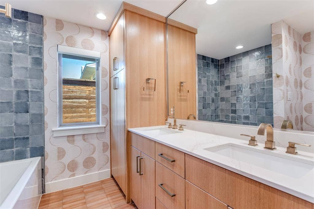 611 W Sycamore Street, Celina, TX 75009